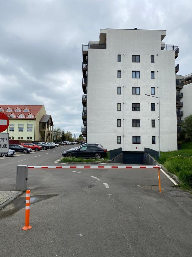 Ferienwohnung Apartament Gloriei 17 Târgu-Mureş Exterior foto